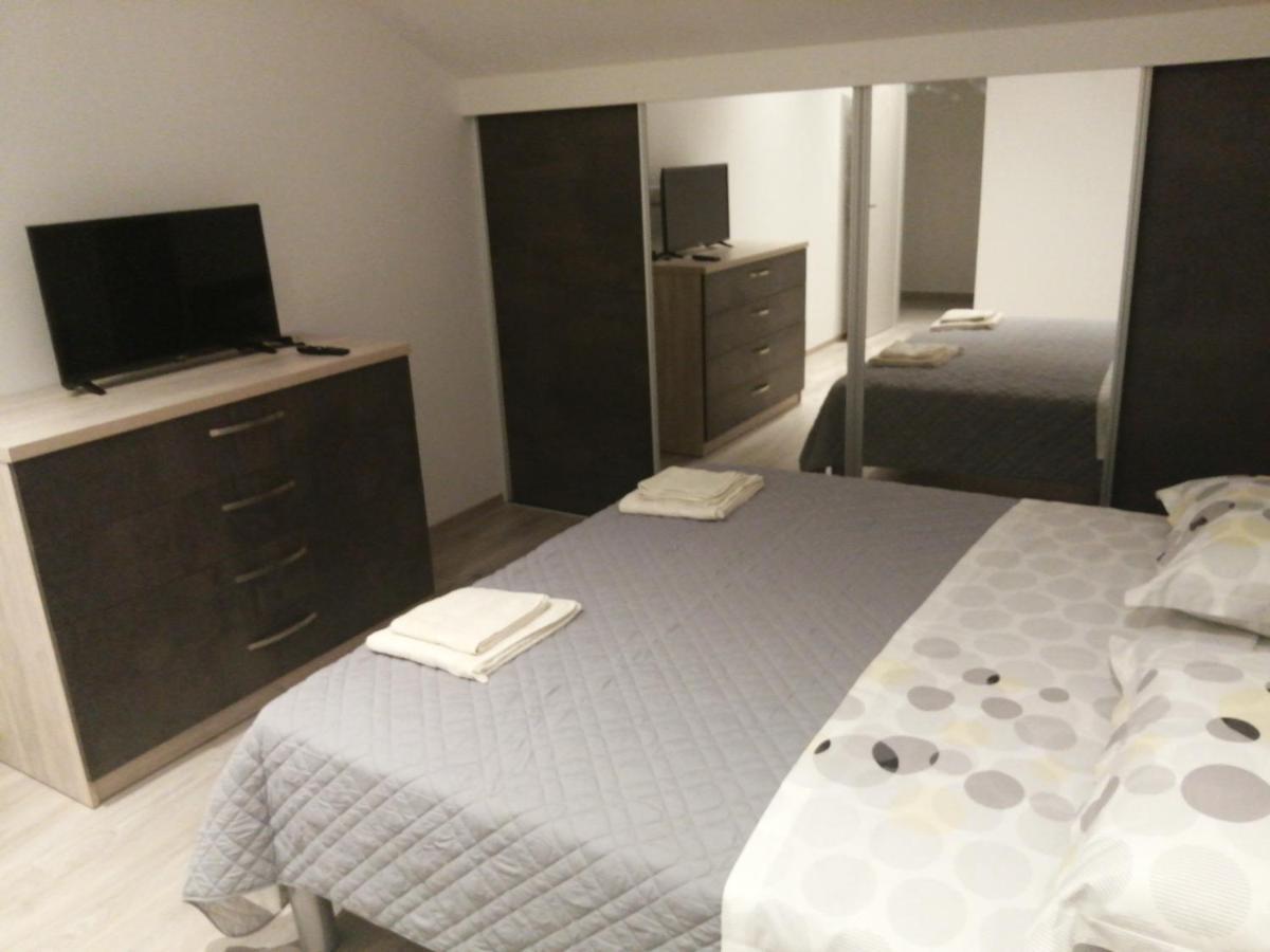 Apartmentt Vinko Bilota Seget Vranjica Ngoại thất bức ảnh