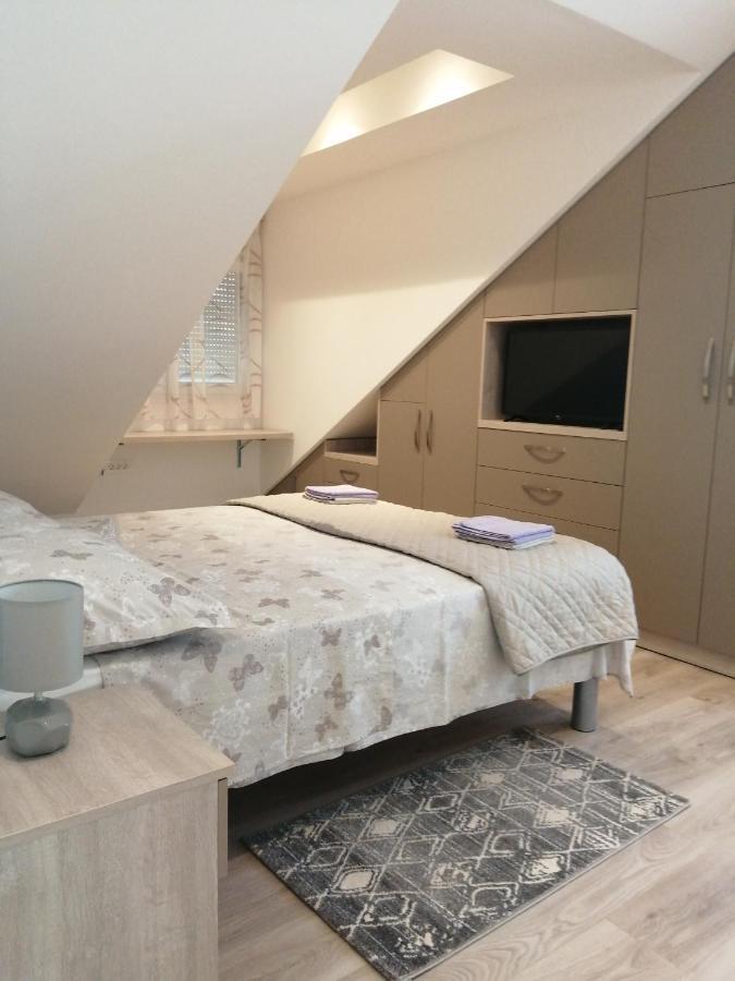 Apartmentt Vinko Bilota Seget Vranjica Ngoại thất bức ảnh