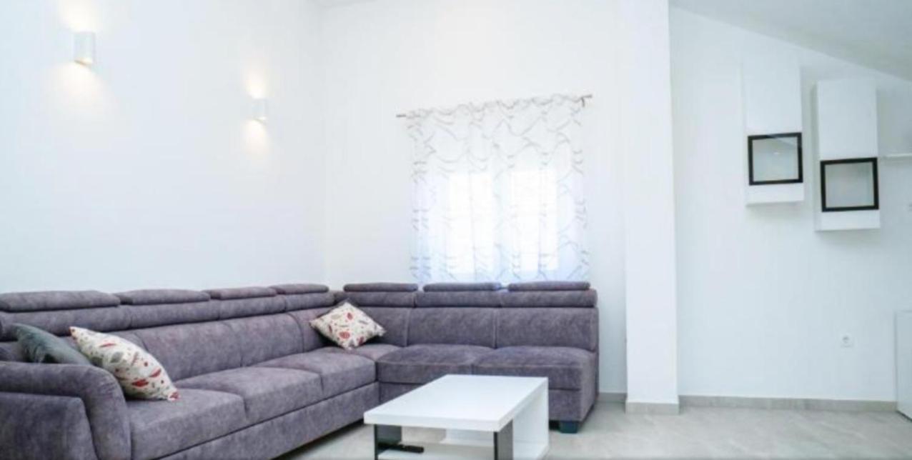 Apartmentt Vinko Bilota Seget Vranjica Ngoại thất bức ảnh