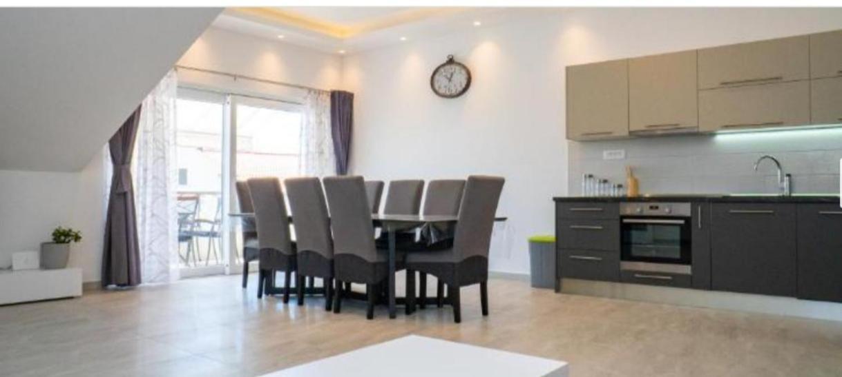Apartmentt Vinko Bilota Seget Vranjica Ngoại thất bức ảnh