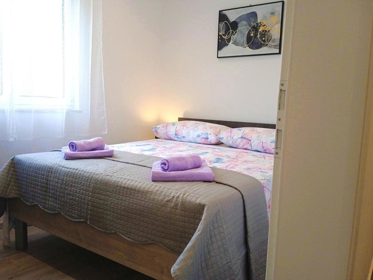 Apartmentt Vinko Bilota Seget Vranjica Ngoại thất bức ảnh