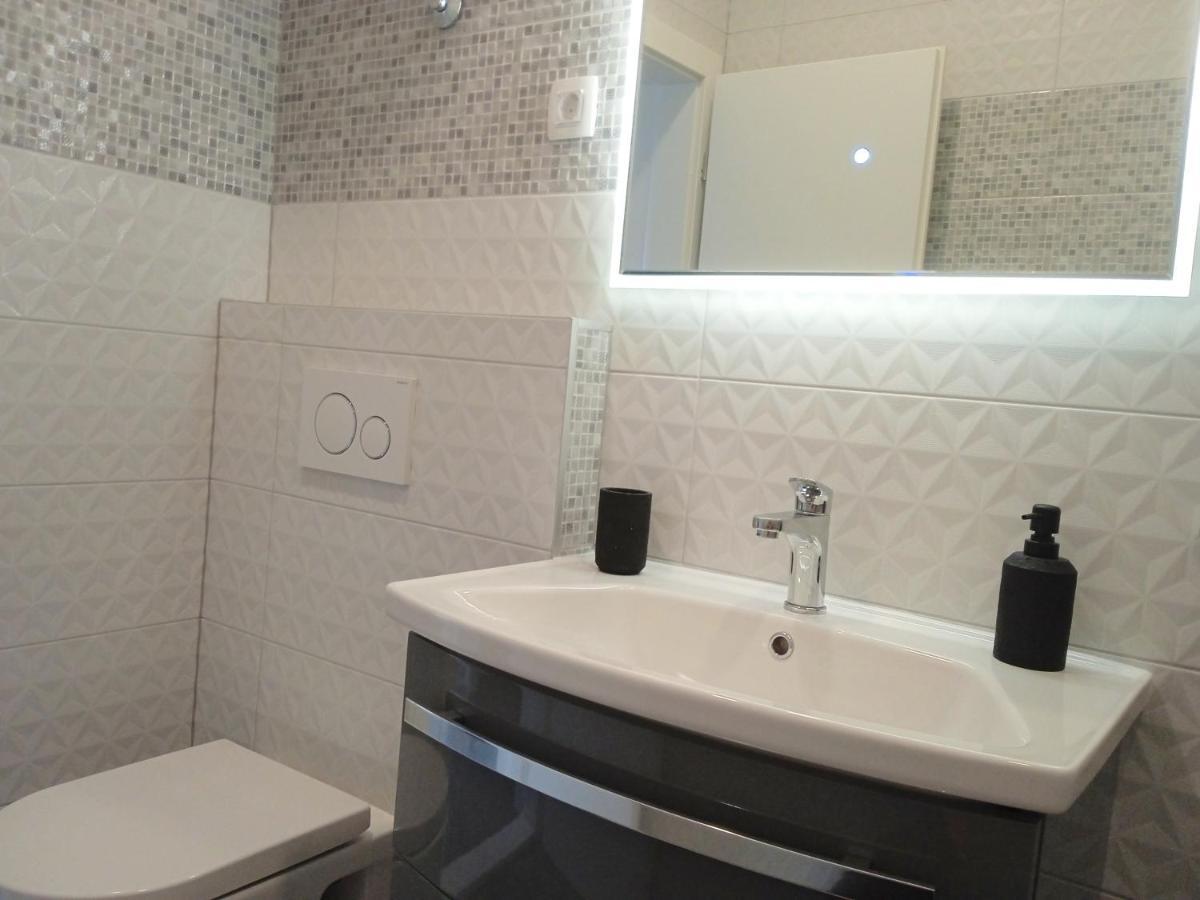 Apartmentt Vinko Bilota Seget Vranjica Ngoại thất bức ảnh